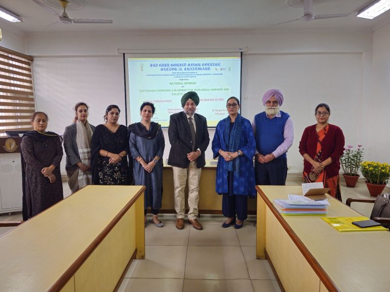 SGGSC-26 organized National Seminar on Sustainable Horizons: 