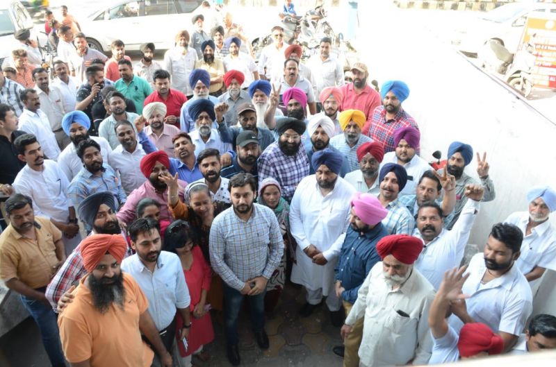 Maheshinder Grewal in Peoples