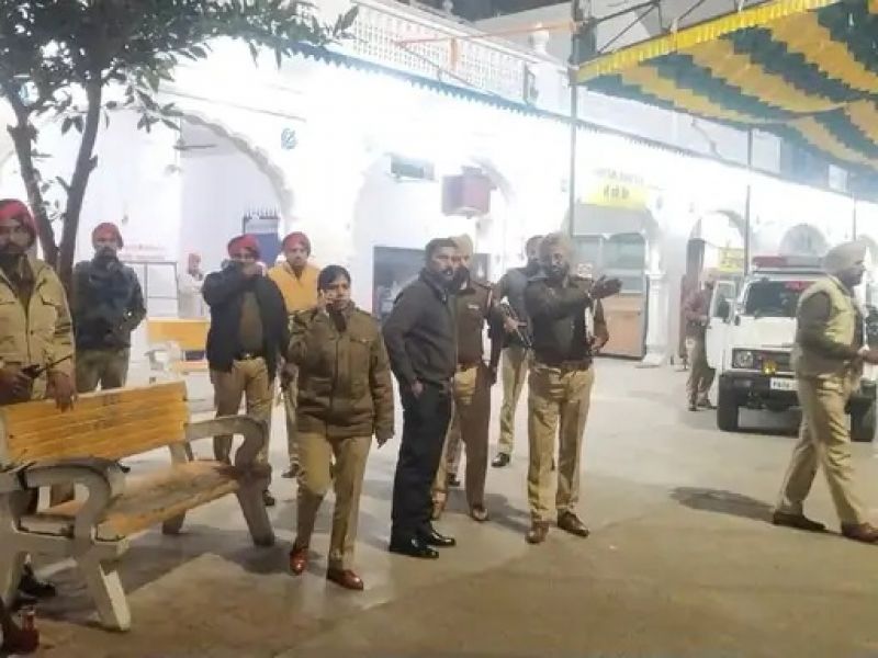 Clash between the Nihang Singhs and police