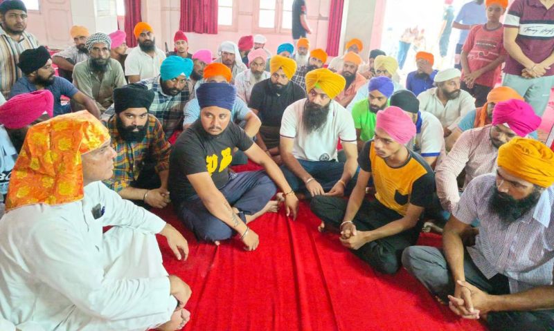 Manish Tewari At Tanda village