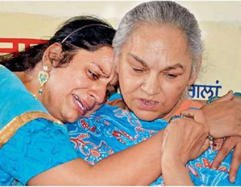 After 28 years daughters found their mother