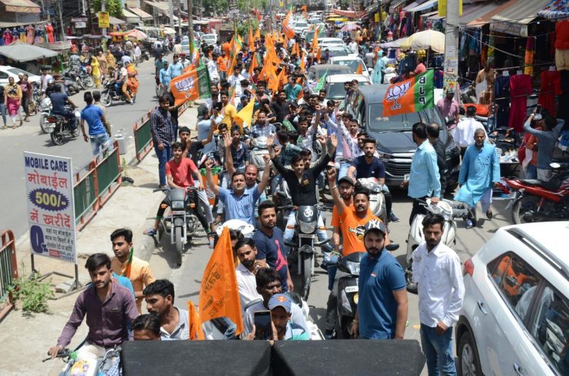 Maheshinder Grewal, Road Show