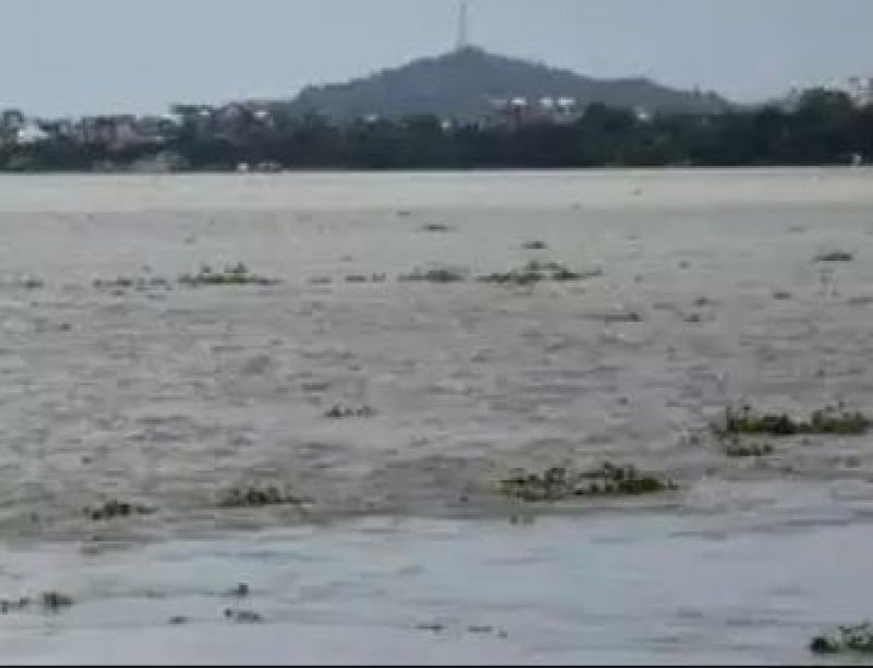 Rising water in river Tsangpo