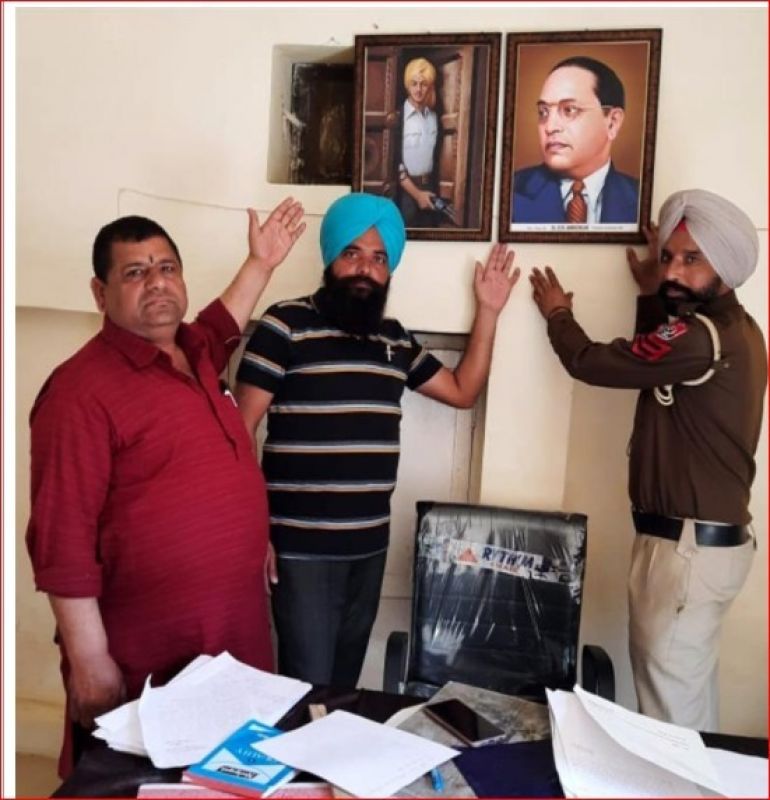 Pictures of Shaheed Bhagat Singh and Dr. B.R. Ambedkar  