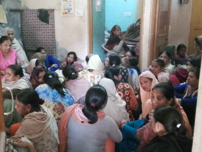 ਪਰਵਾਰਕ ਮੈਂਬਰ