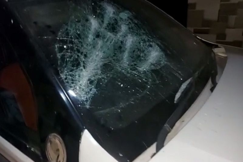 Fighting in two houses 