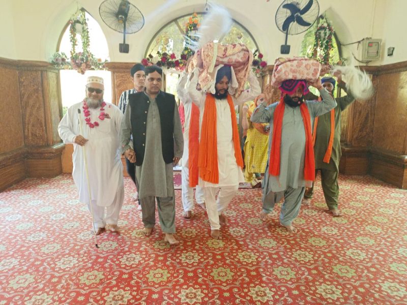 Pakistan Sufi organisation transfers Sikh manuscripts to gurdwara