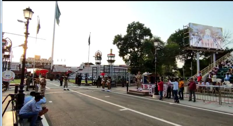 BSF resumes public viewing of Beating Retreat ceremony at Attari border