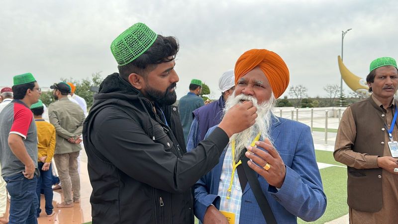 families separated during Partition reunite at Kartarpur