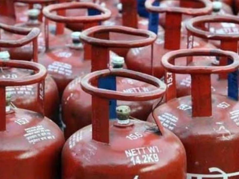 LPG cylinders rupees rise