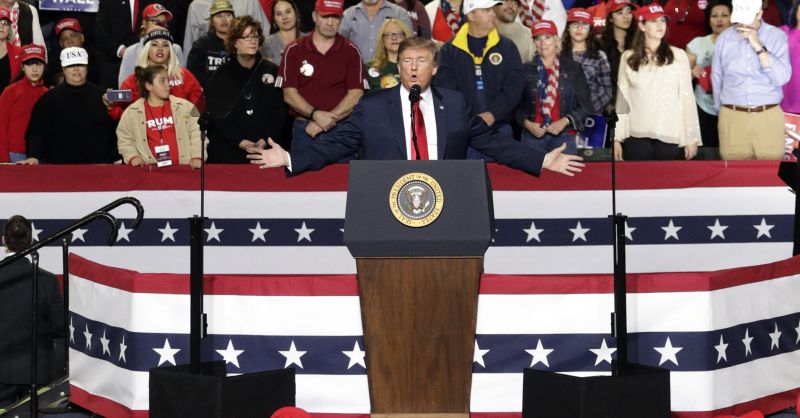 Attack on Cameraman in US President Trump Rally