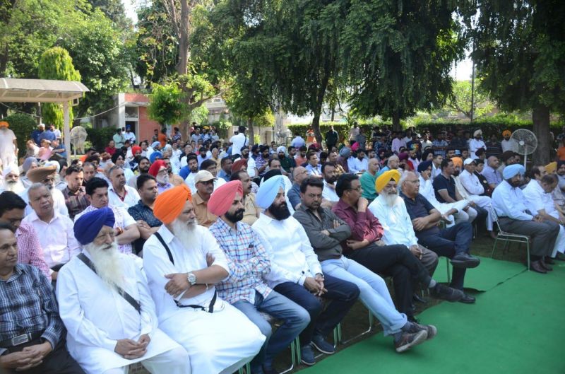 Maheshinder Grewal in Peoples