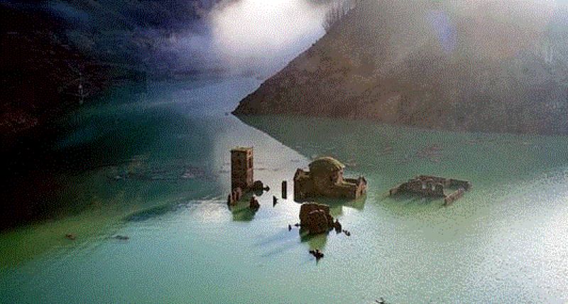 village of fabbriche di careggine 