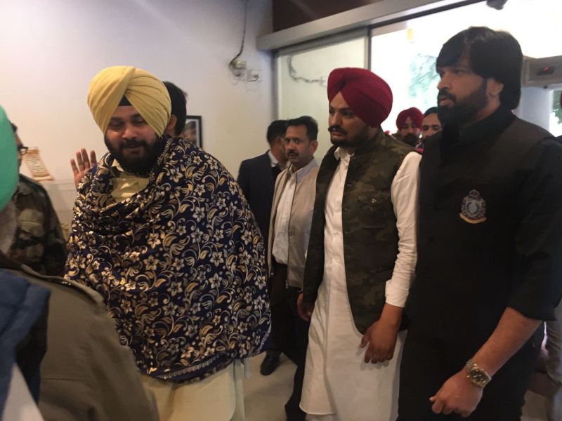 Famous Punjabi Singer Sidhu Musewala Joins Congress
