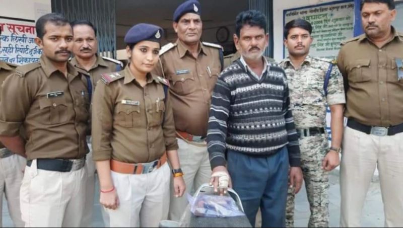 Woman cop honey-traps, arrests wanted criminal