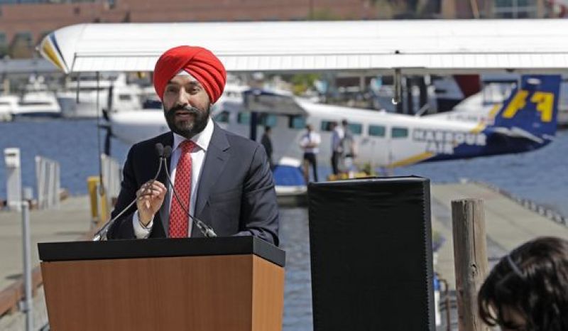 canadian minister navdeep bains turbun checking us airport  