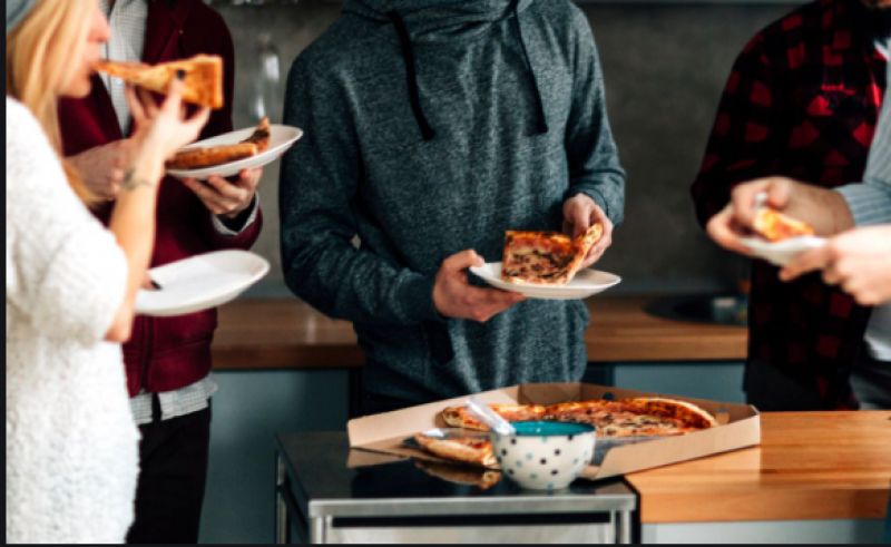 Eating while standing can cause cancer