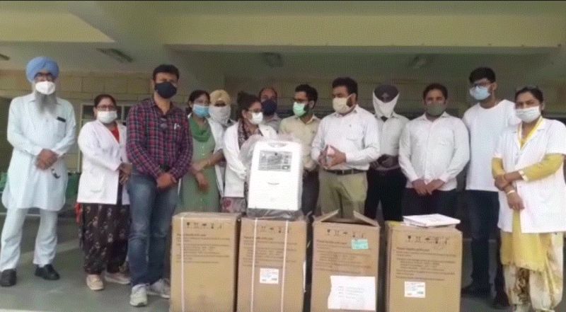 Sunny Deol Sent 4 oxygen concentrators