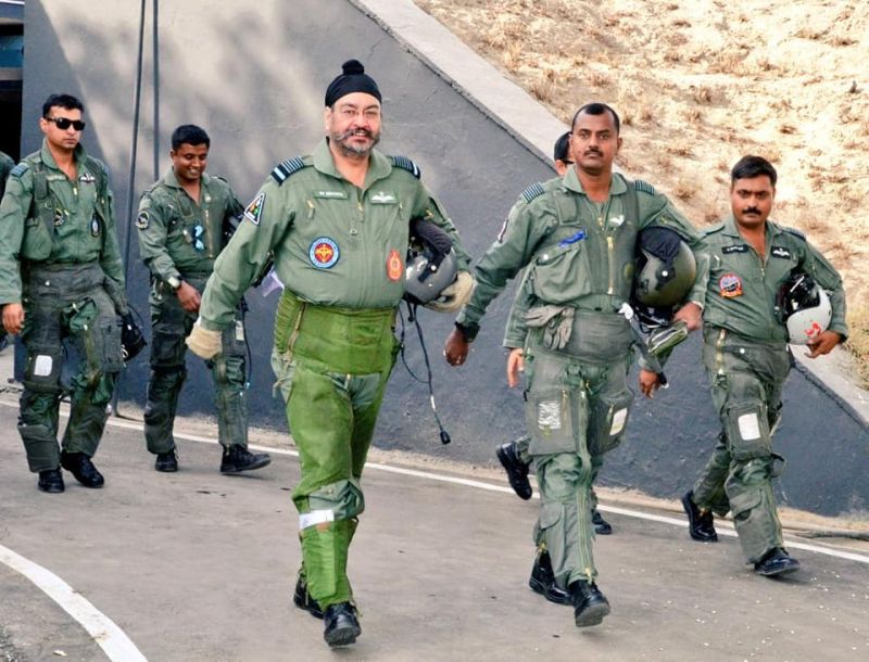 Air Chief Marshal Dhanoa Launches 'MiG-21' in Bathinda