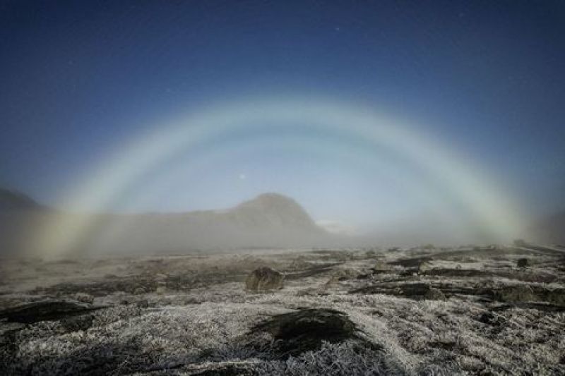 Photographer Captures Stunning Shot of Rare White Rainbow in Scotland