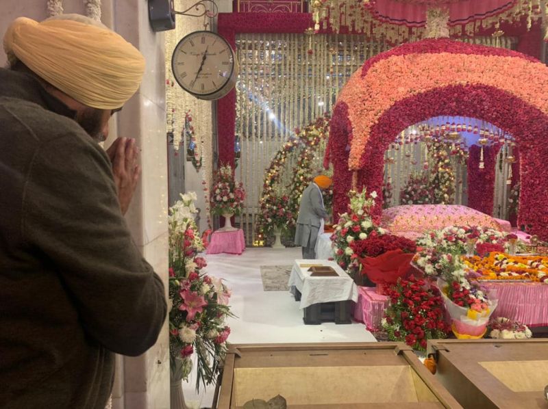 Bikram Singh Majithia at Gurudwara Nada Sahib