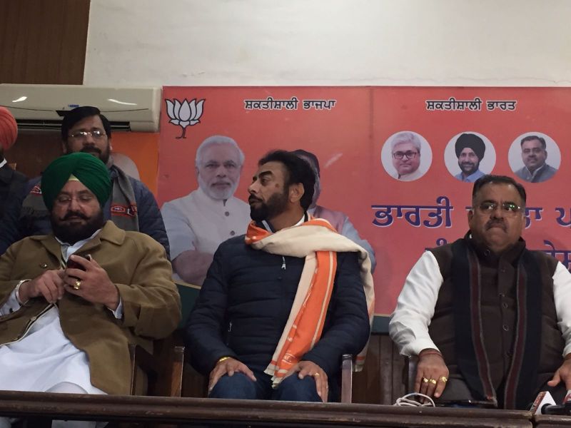 Harjot Kamal joins the BJP