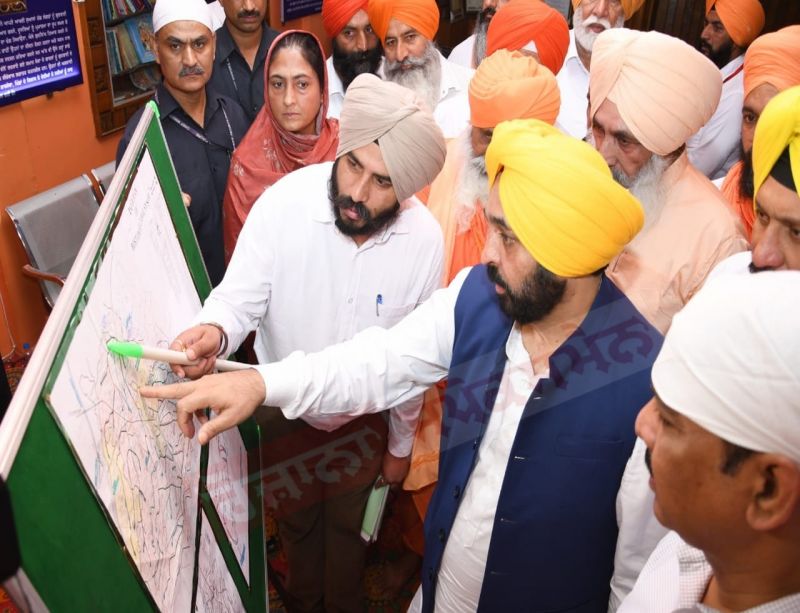 Punjab CM Pays tribute to Sant Avtar Singh ji at Seechewal 