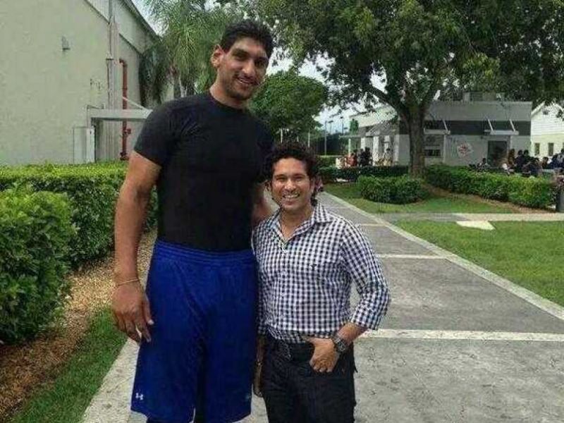 Satnam Singh Bhamra With Sachin 