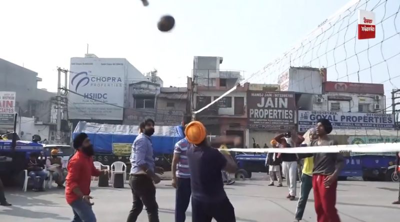 Youth playing volleyball at kundli border 
