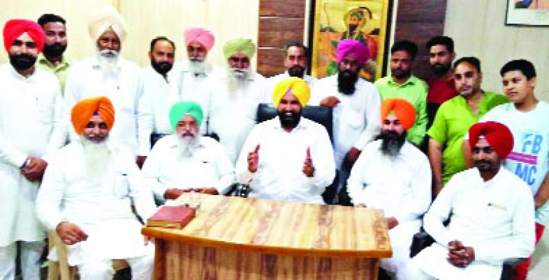 Notice against two firms accused of purchasing and storing substandard wheat