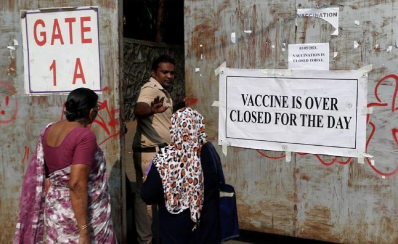 Delhi halts COVID-19 vaccination for 18 plus group amid shortage