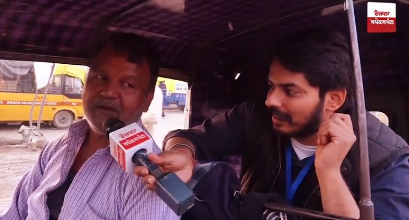 Auto Driver at Farmers Protest