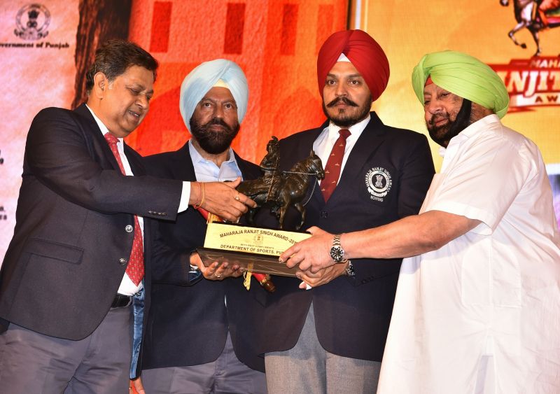 Honours sportspersons with Maharaja Ranjit Singh Award