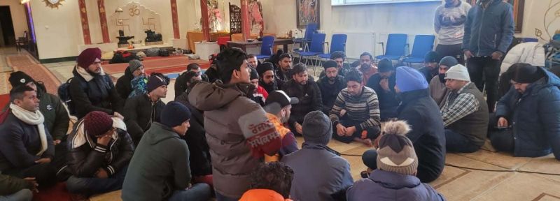 Gurjeet Aujla arrives in Poland, meets Indian students 