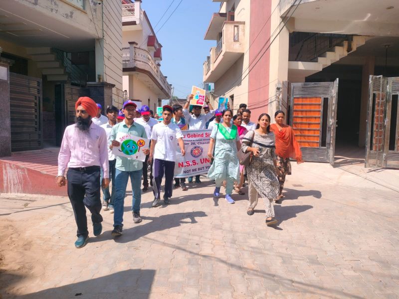 Swachhta Hi Seva Campaign 2023 organized by Sri Guru Gobind Singh College