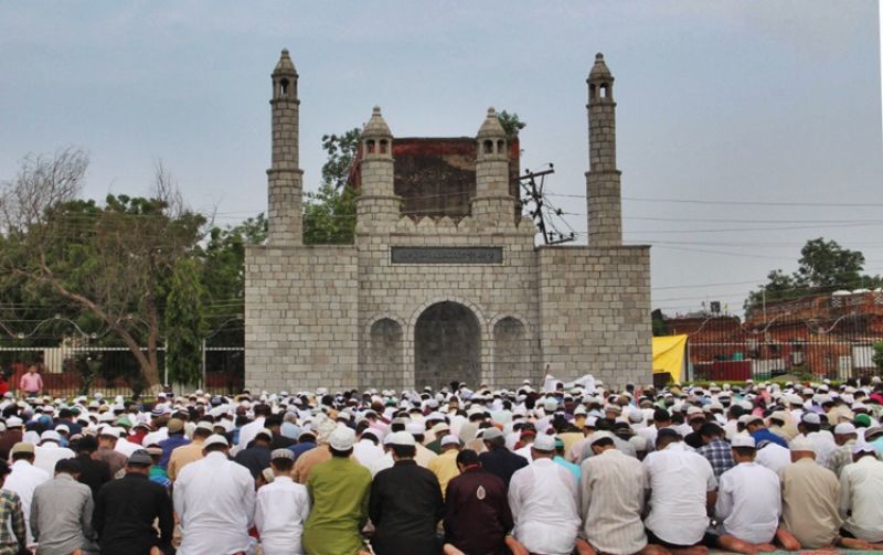 Eid-al-Adha prayers conclude peacefully in J&K