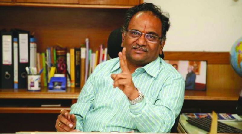  Madabhushanam Sridhar Acharyulu