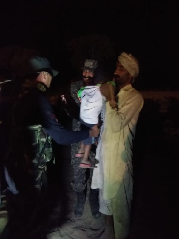 BSF hands over 3-year-old Pakistani child to Pak rangers