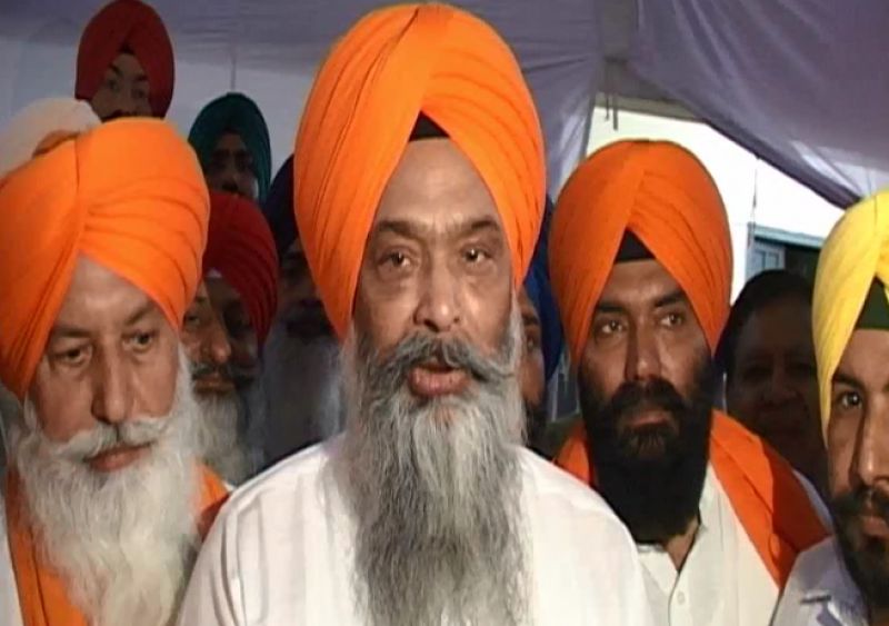 rof. Chandumajra honored by Chairman Baljit Bhuta