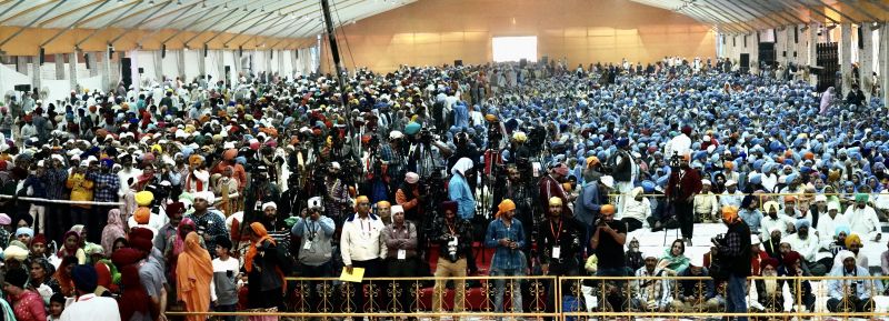 A scene of Sangat gathered in the main pandal during 550th Prakash Purb of Sri Guru Nanak Dev Ji