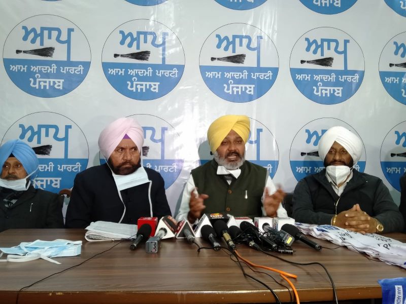 Many prominent personalities join AAP in the presence of Harpal Cheema