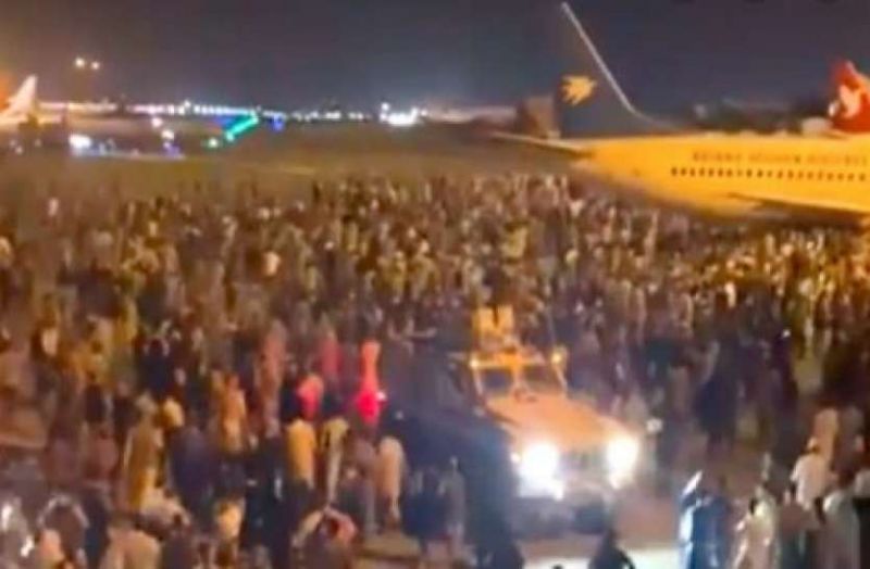 Heavy Firing at Kabul Airport