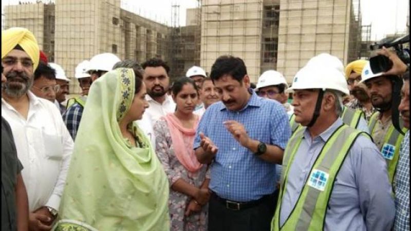 Harsimrat Kaur Badal 