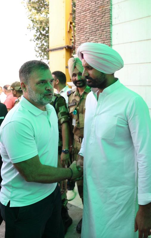 Rahul Gandhi reached Amritsar