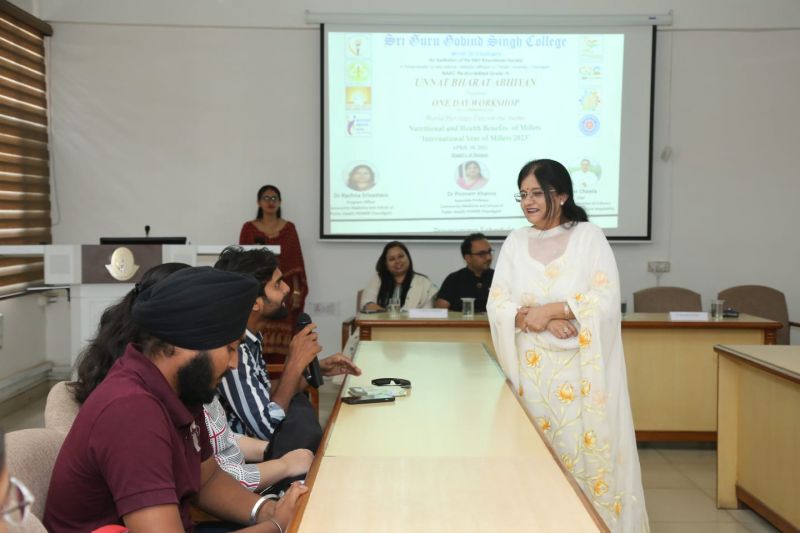 Workshop at Sri Guru Gobind Singh College