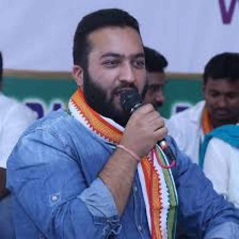 NSUI organize 500 training camps