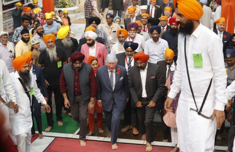 Prince Charles visits Bangla Sahib gurdwara