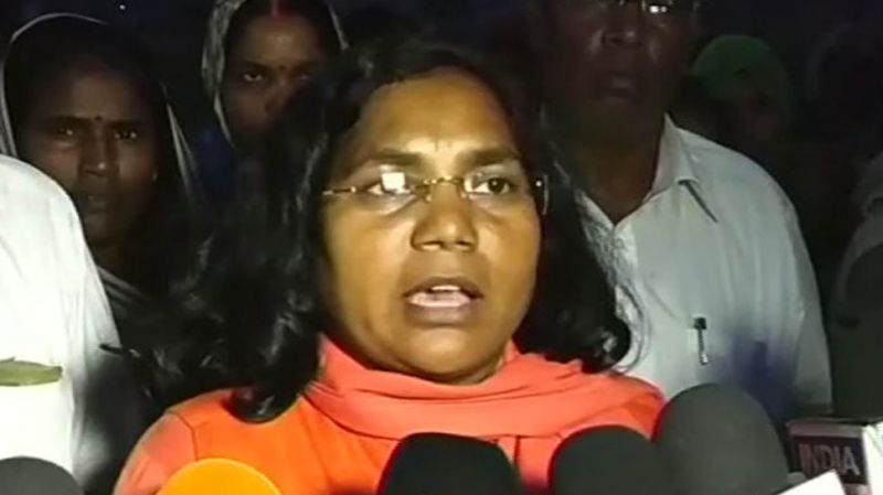 bjp mp savitri bai phule says jinnah contributed in country independence