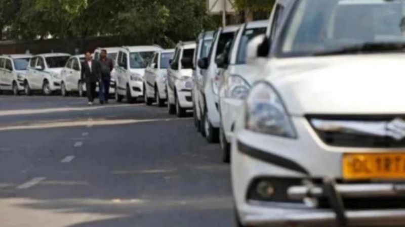 Jaipur : Taxi driver challaned for wearing unbuttoned kurta pajama, slippers