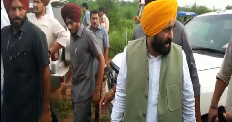 CM Mann leads drive to take possession of 2828 acres from influential encroachers 